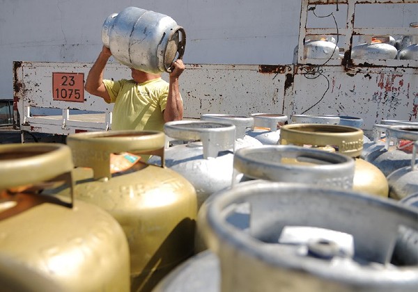 Novo reajuste deixa gás de cozinha R$ 7 mais caro na Bahia